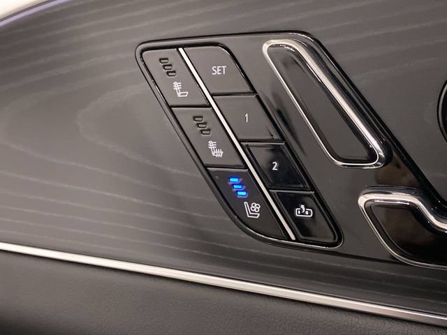New 2025 Cadillac Lyriq Sport AWD/4WD image 35