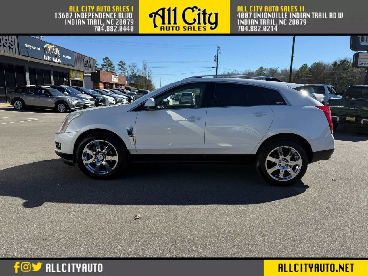 Used 2010 Cadillac SRX Premium image 4