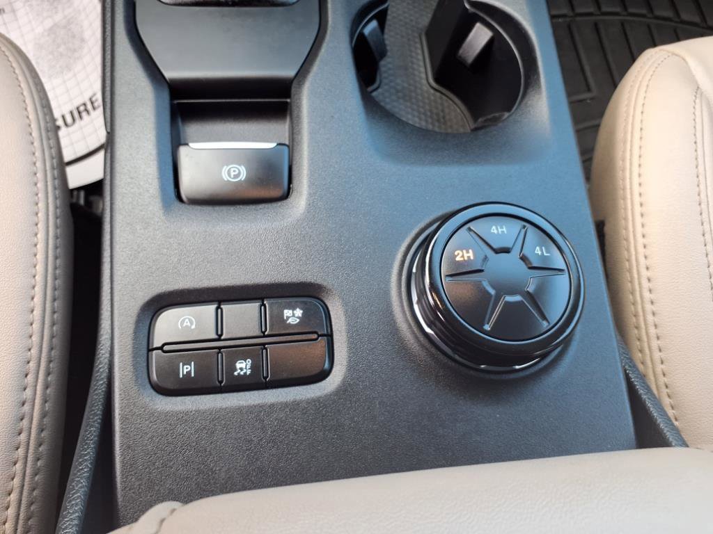 Used 2024 Ford Ranger Lariat w/ Trailer Tow Package image 17