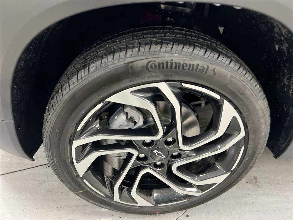 Used 2025 Chevrolet TrailBlazer RS image 25