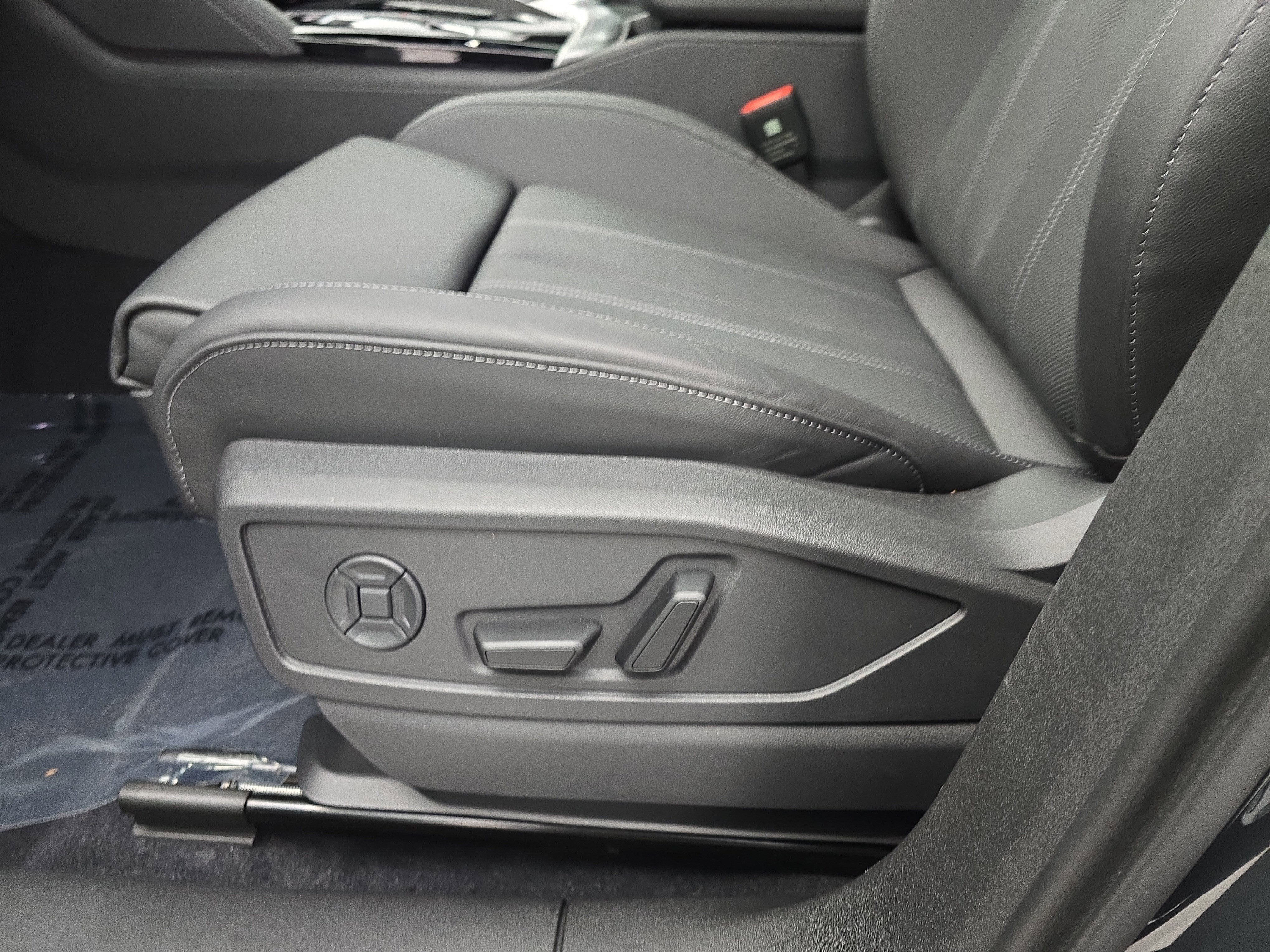 New 2025 Audi Q5 Premium Plus image 28