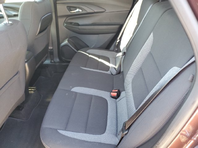 Used 2023 Chevrolet TrailBlazer LT FWD image 13