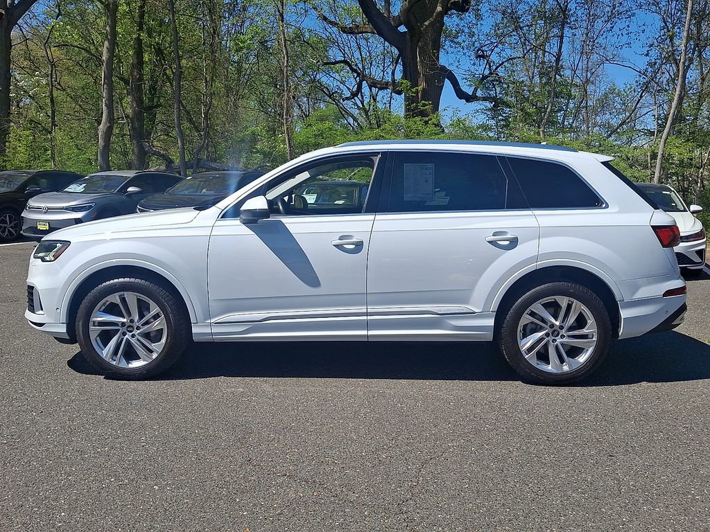 Used 2023 Audi Q7 3.0T Premium w/ Convenience Package image 8