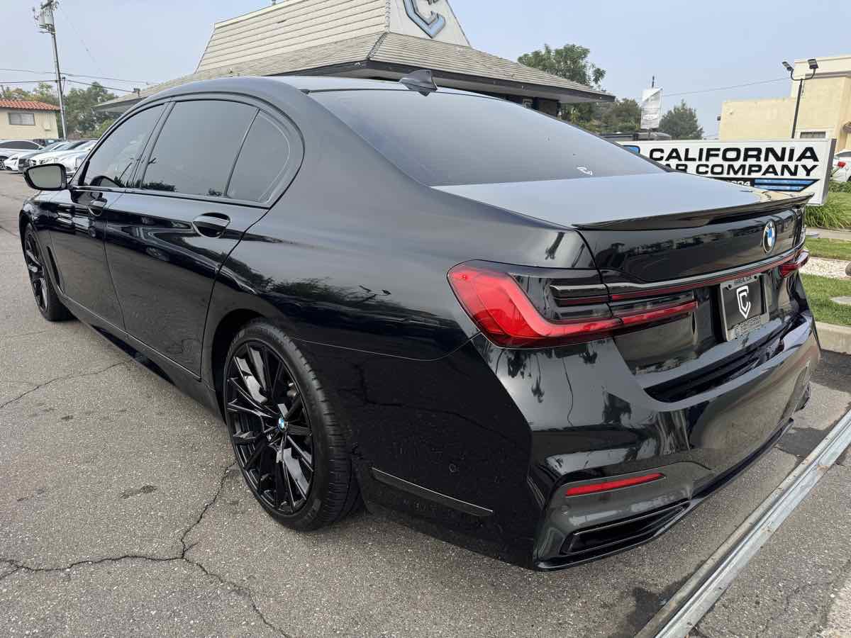 Used 2020 BMW 740i 740i w/ M Sport Package image 4