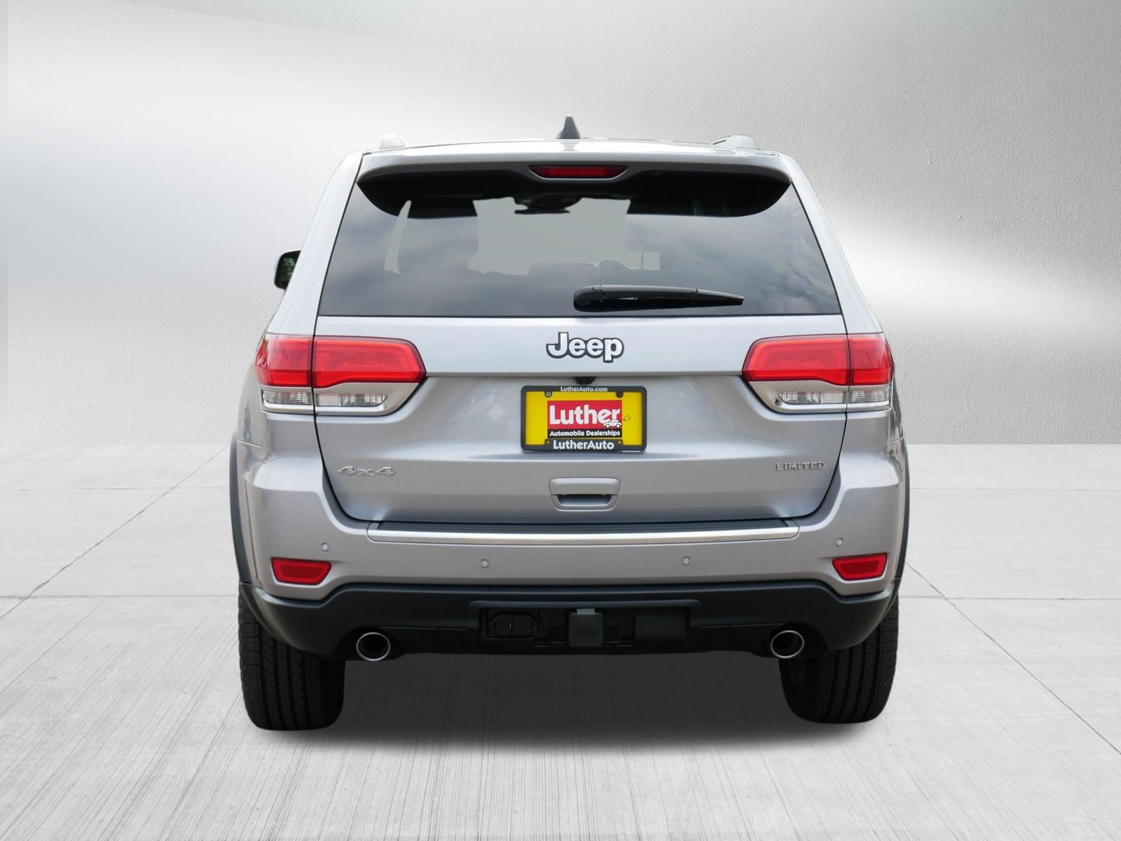 Used 2014 Jeep Grand Cherokee Limited w/ Trailer Tow Group IV AWD/4WD image 6