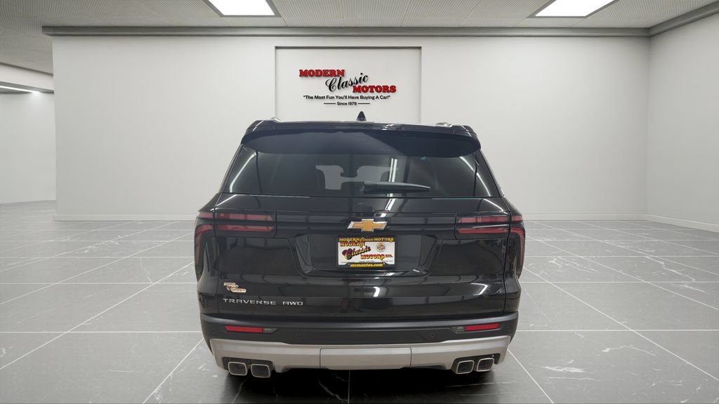 Used 2026 Chevrolet Traverse LT w/ Driver Confidence Package AWD/4WD image 6