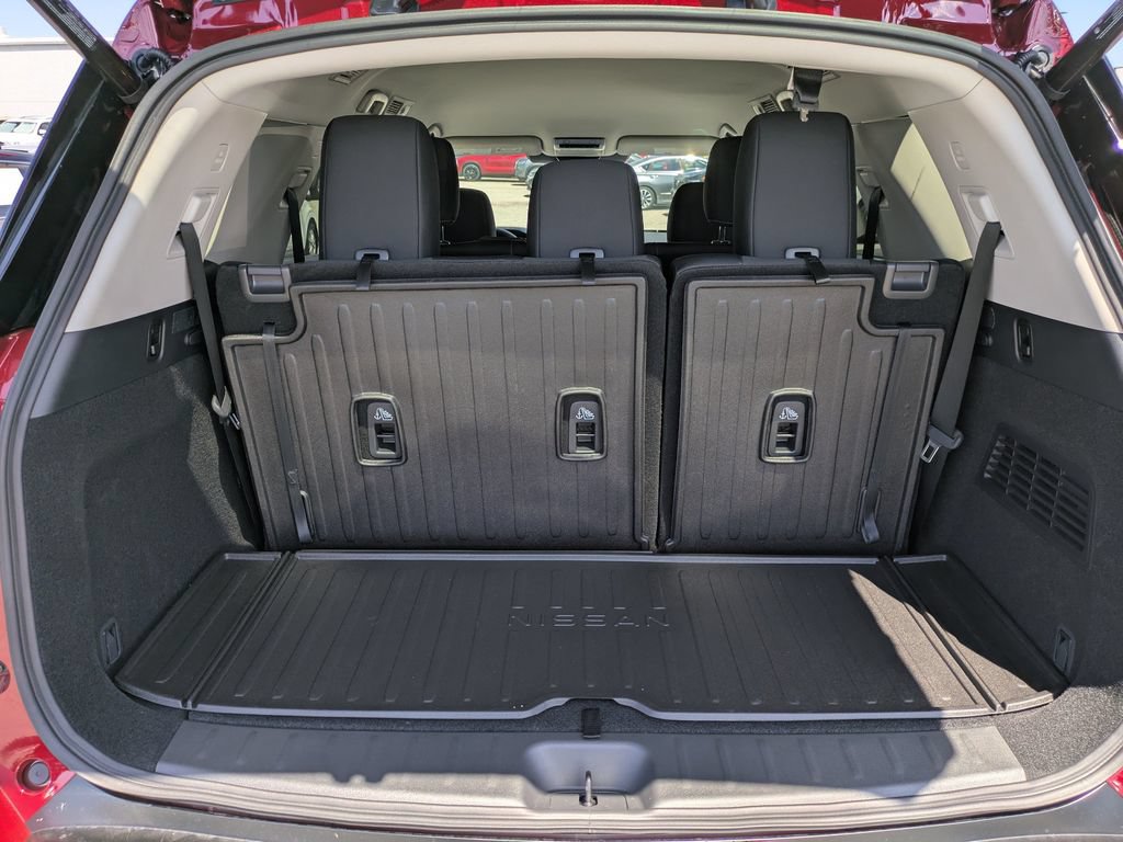 New 2026 Nissan Pathfinder SV w/ Cargo Package FWD image 13