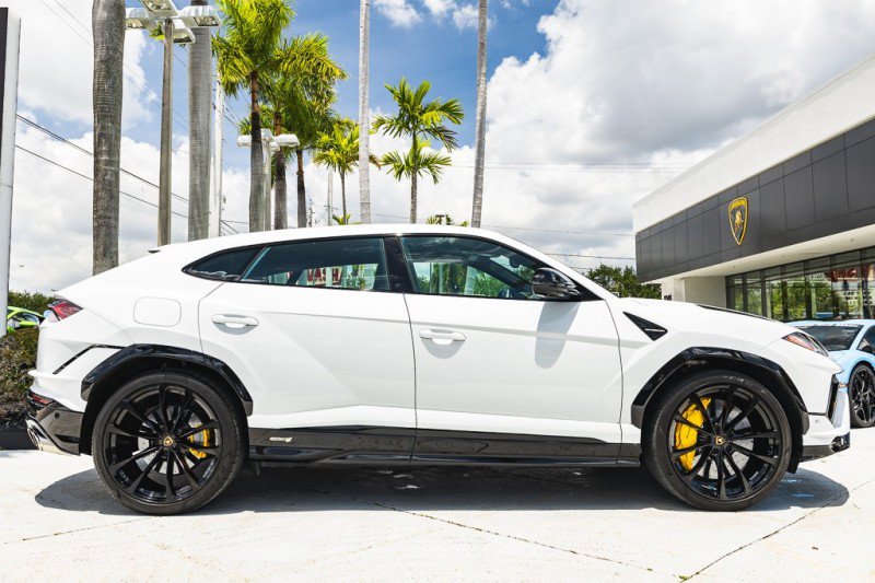 Used 2024 Lamborghini Urus S AWD/4WD image 8