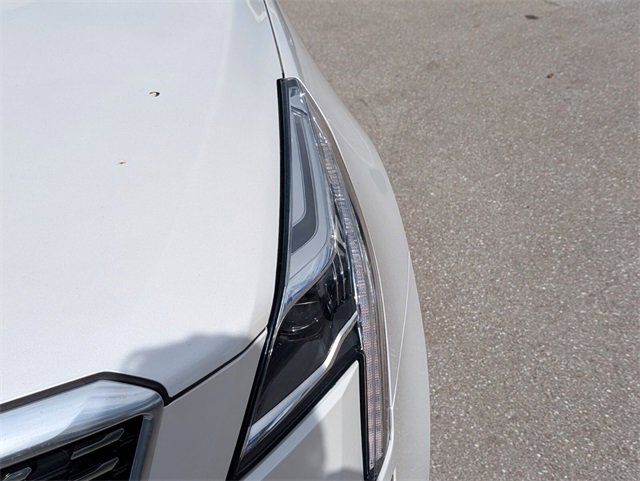 Used 2020 Cadillac XT5 Premium Luxury w/ LPO, Floor Liner Package image 12