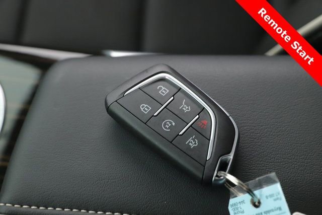 Used 2025 Cadillac Escalade ESV Premium Luxury w/ Touring Package image 3