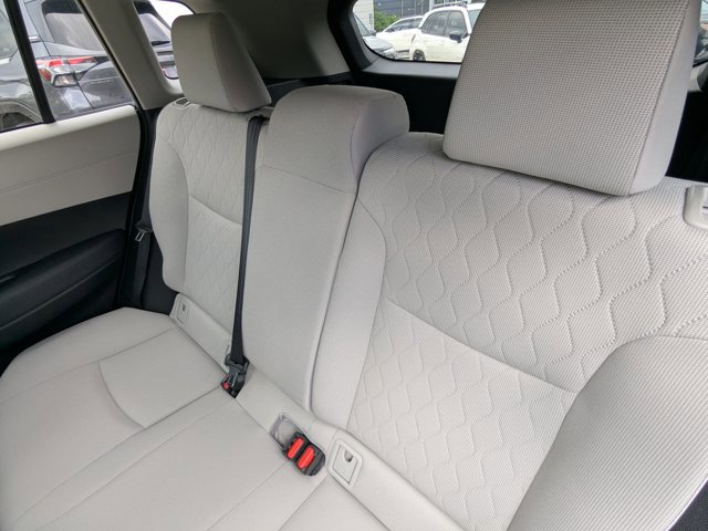 Used 2023 Toyota Corolla Cross LE w/ Moonroof Package AWD/4WD image 11