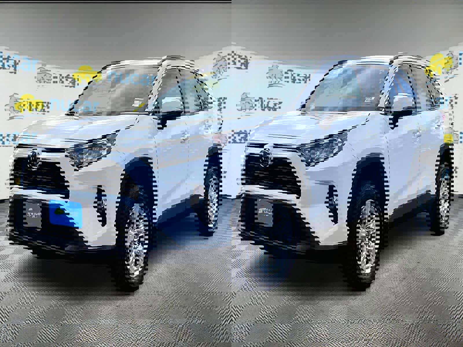 Used 2021 Toyota RAV4 XLE image 3