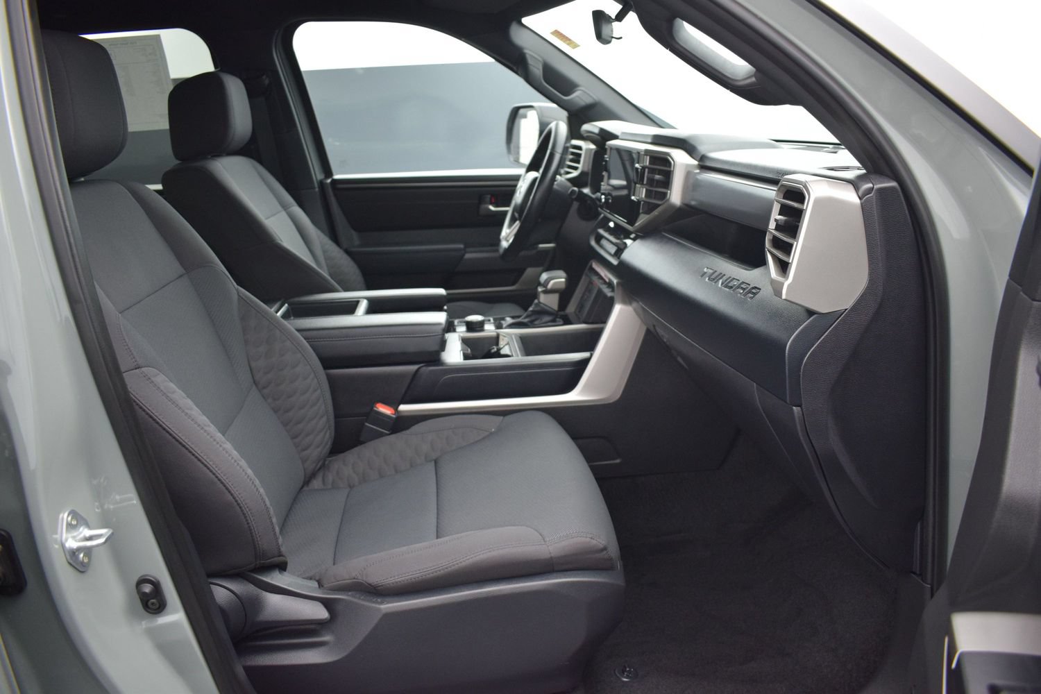 Used 2026 Toyota Tundra SR5 AWD/4WD image 10