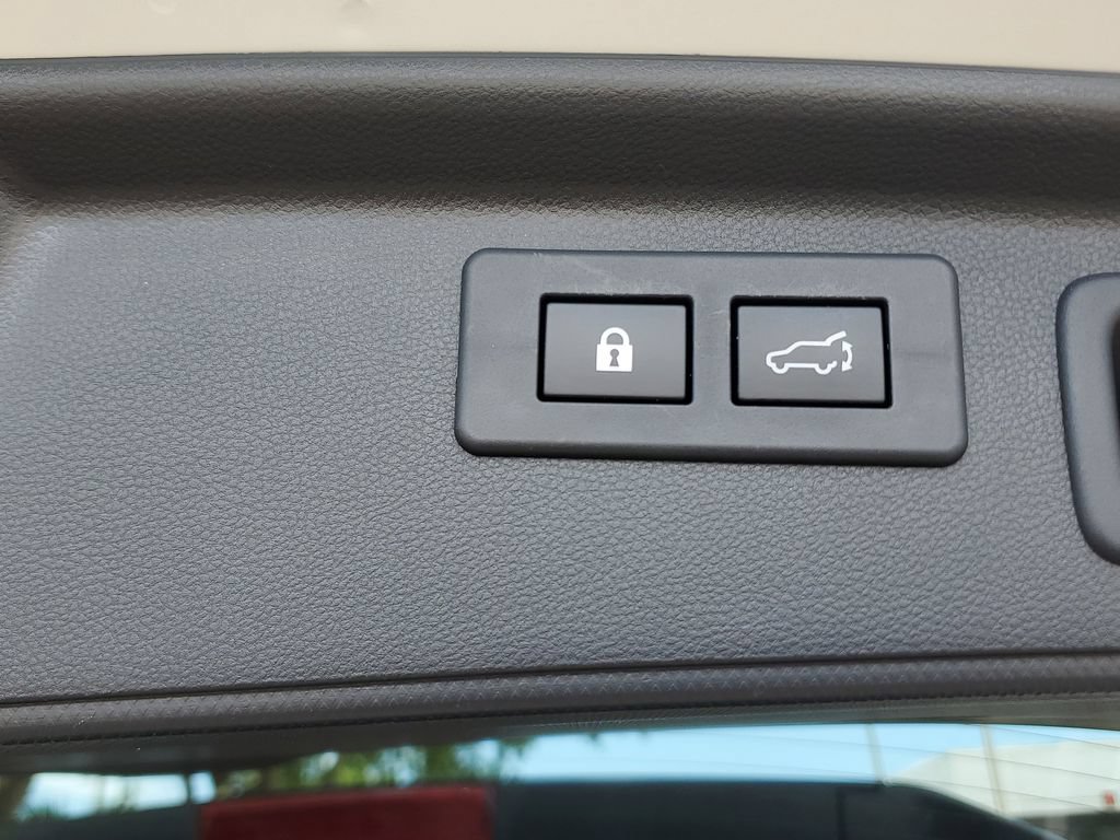 Used 2022 Subaru Forester Limited w/ Popular Package #3 AWD/4WD image 27