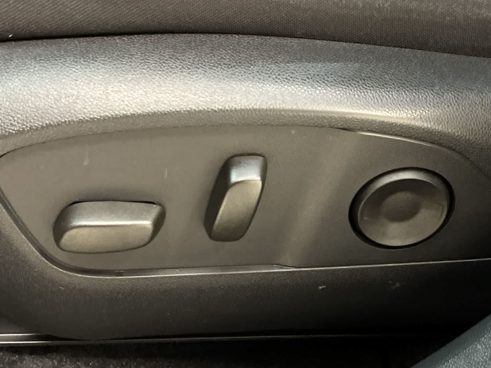 Certified 2024 Honda Prologue EX image 18