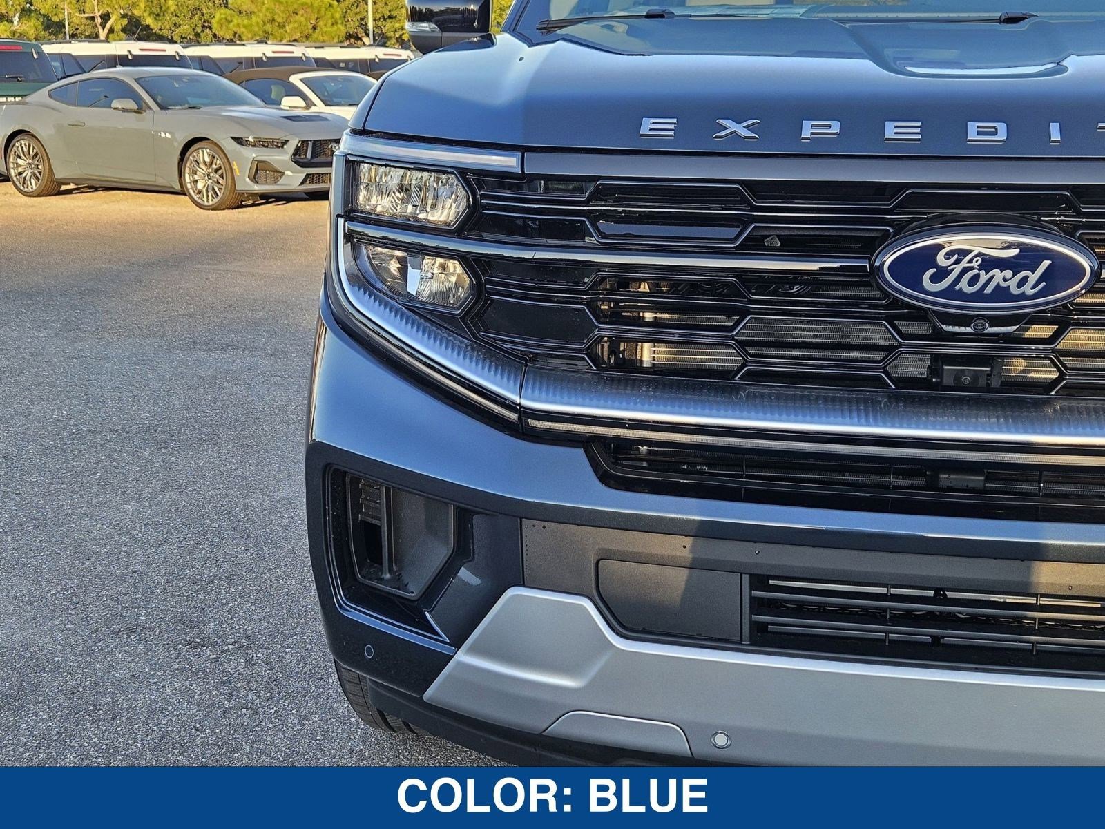 New 2025 Ford Expedition Platinum w/ Platinum Ultimate Package image 9