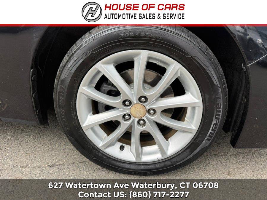 Used 2013 Subaru Impreza 2.0i Premium w/ All-Weather Pkg AWD/4WD image 16