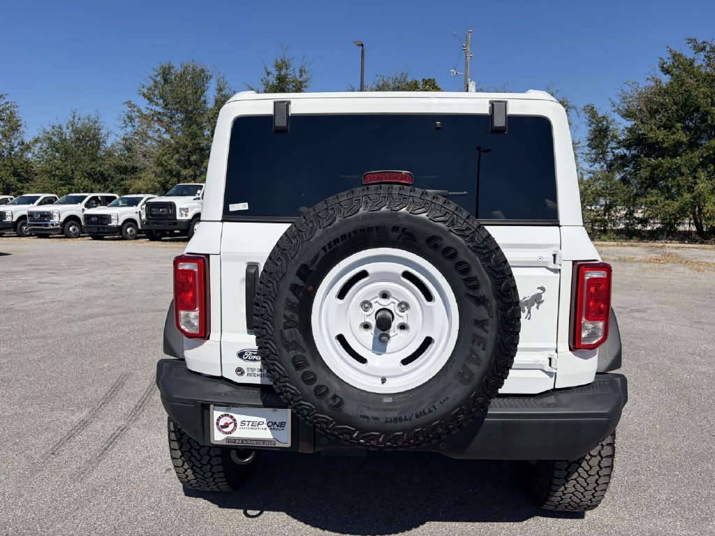 Used 2026 Ford Bronco Heritage Edition AWD/4WD image 6