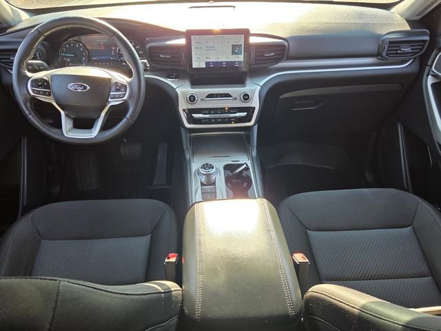 Used 2022 Ford Explorer XLT w/ Class IV Trailer Tow Package image 14