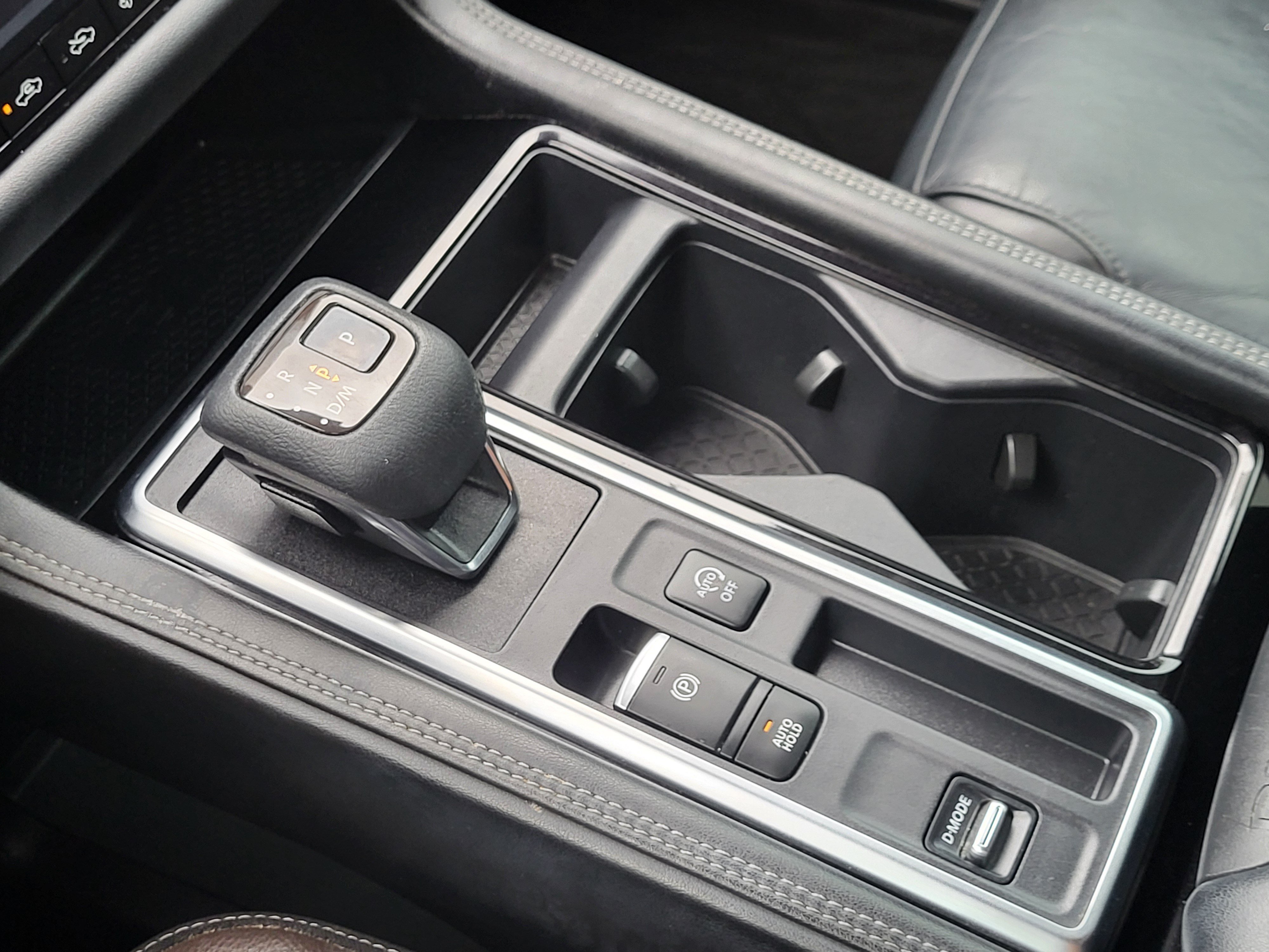 Certified 2023 Nissan Pathfinder Platinum FWD image 18