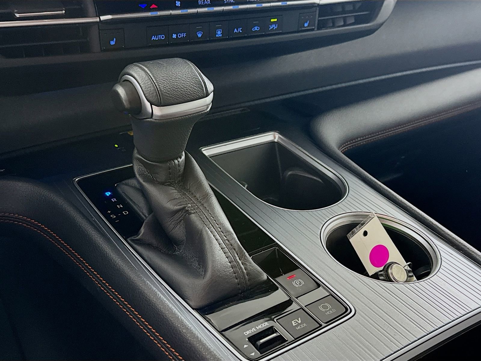 Used 2021 Toyota Sienna XSE w/ XSE Plus Package image 13