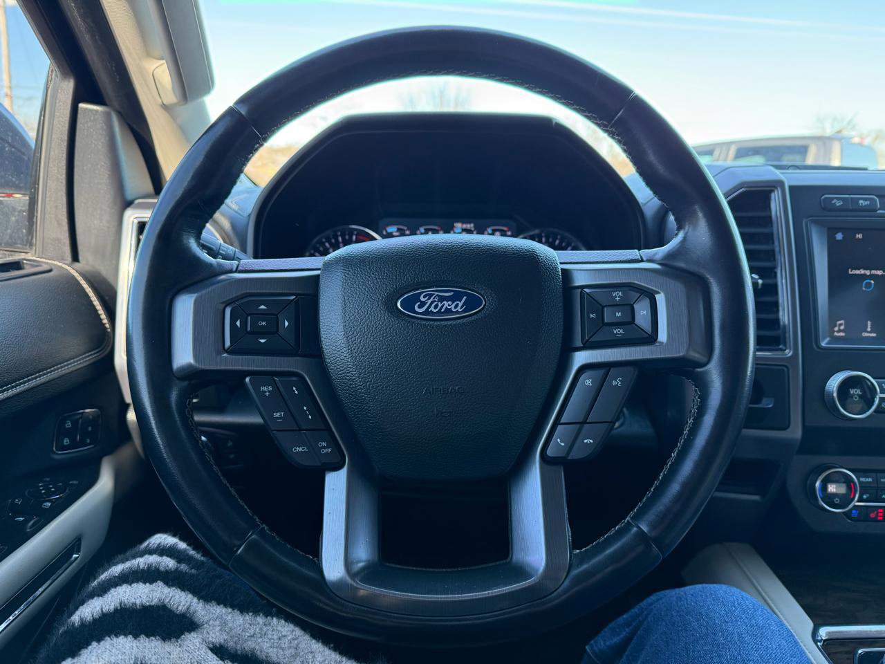 Used 2019 Ford Expedition Platinum image 27