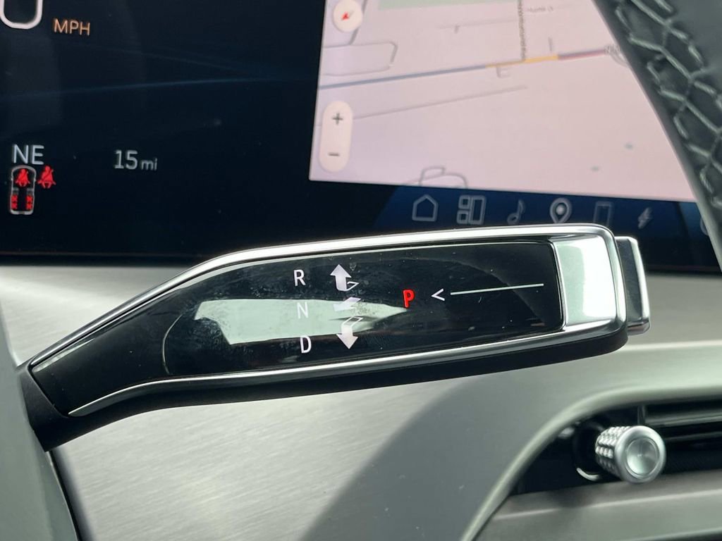 New 2026 Cadillac Vistiq Luxury image 32