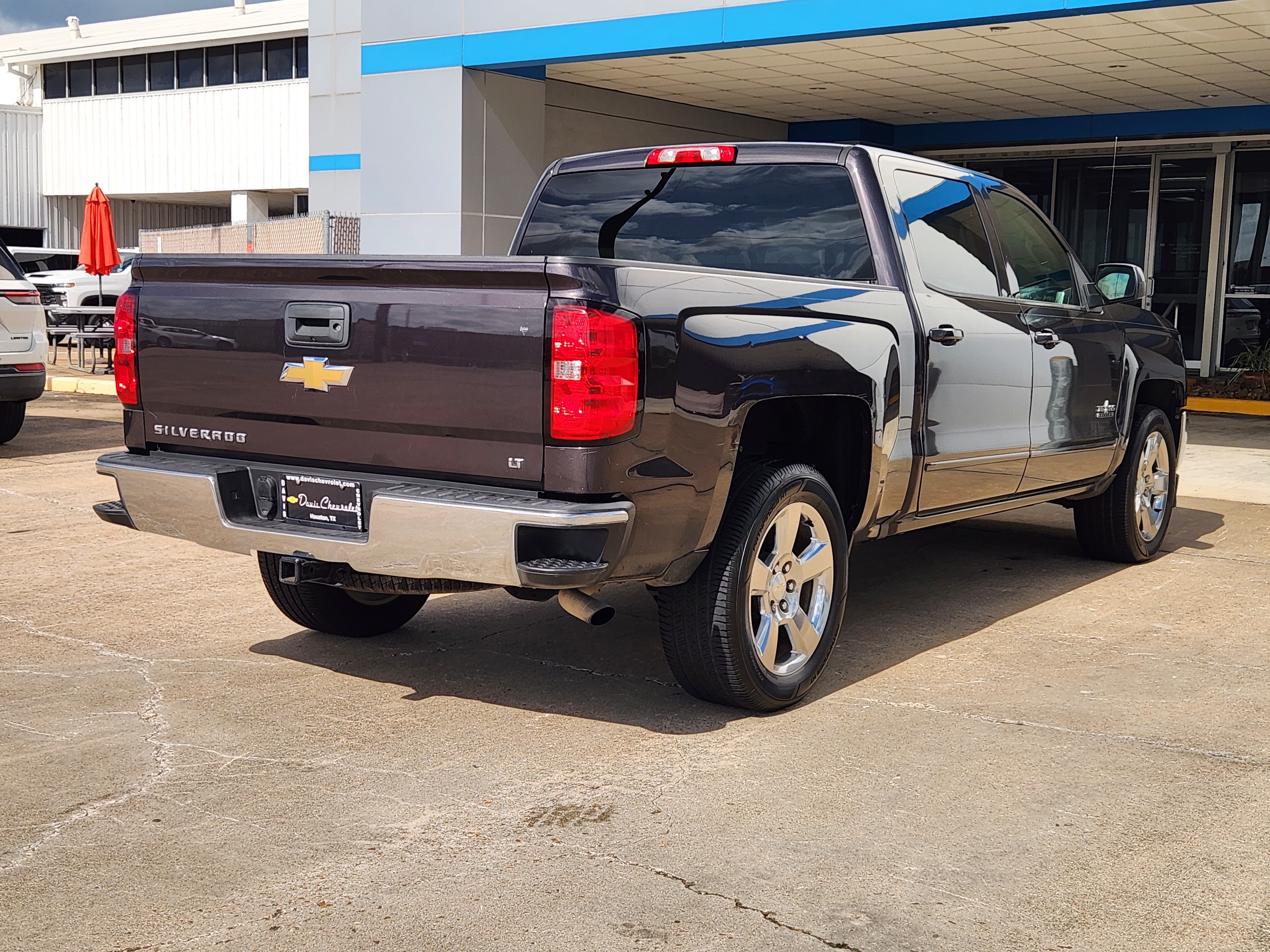 Used 2016 Chevrolet Silverado 1500 LT w/ Texas Edition RWD image 6