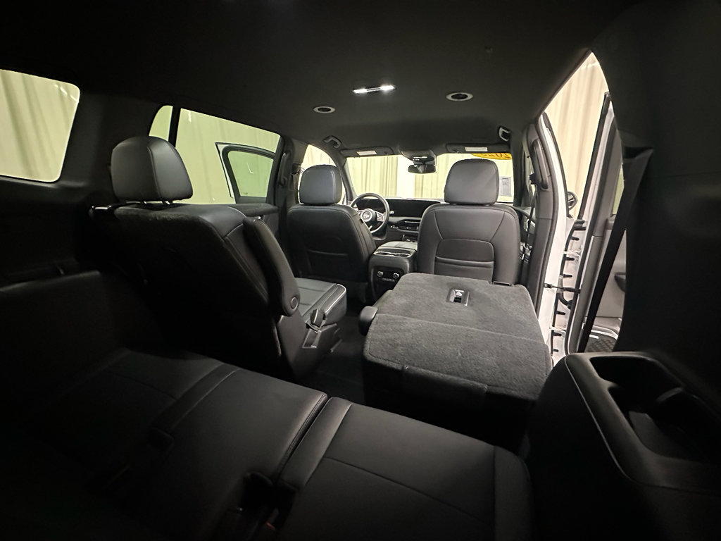 Certified 2025 Buick Enclave Preferred image 21