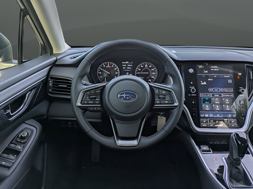 Used 2025 Subaru Outback Premium AWD/4WD image 15