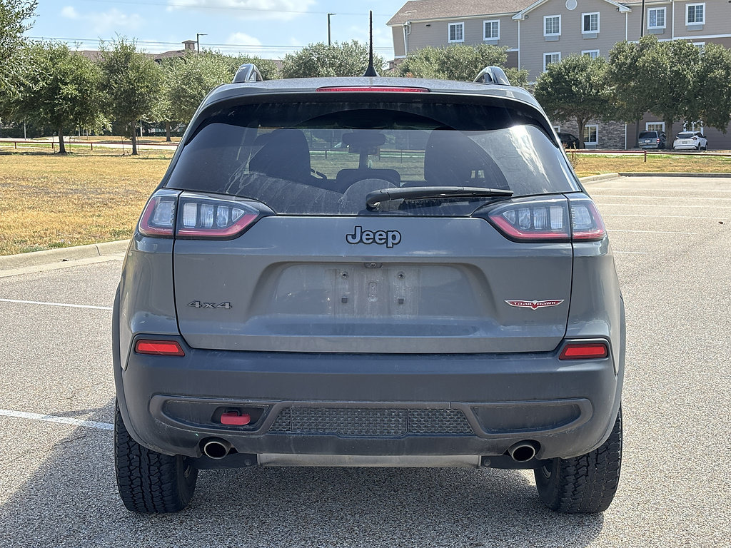 Used 2022 Jeep Cherokee Trailhawk AWD/4WD image 5