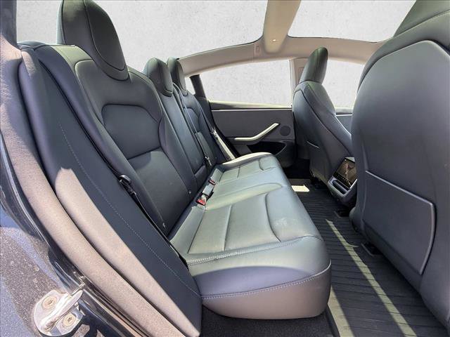 Used 2025 Tesla Model 3 Long Range RWD image 22