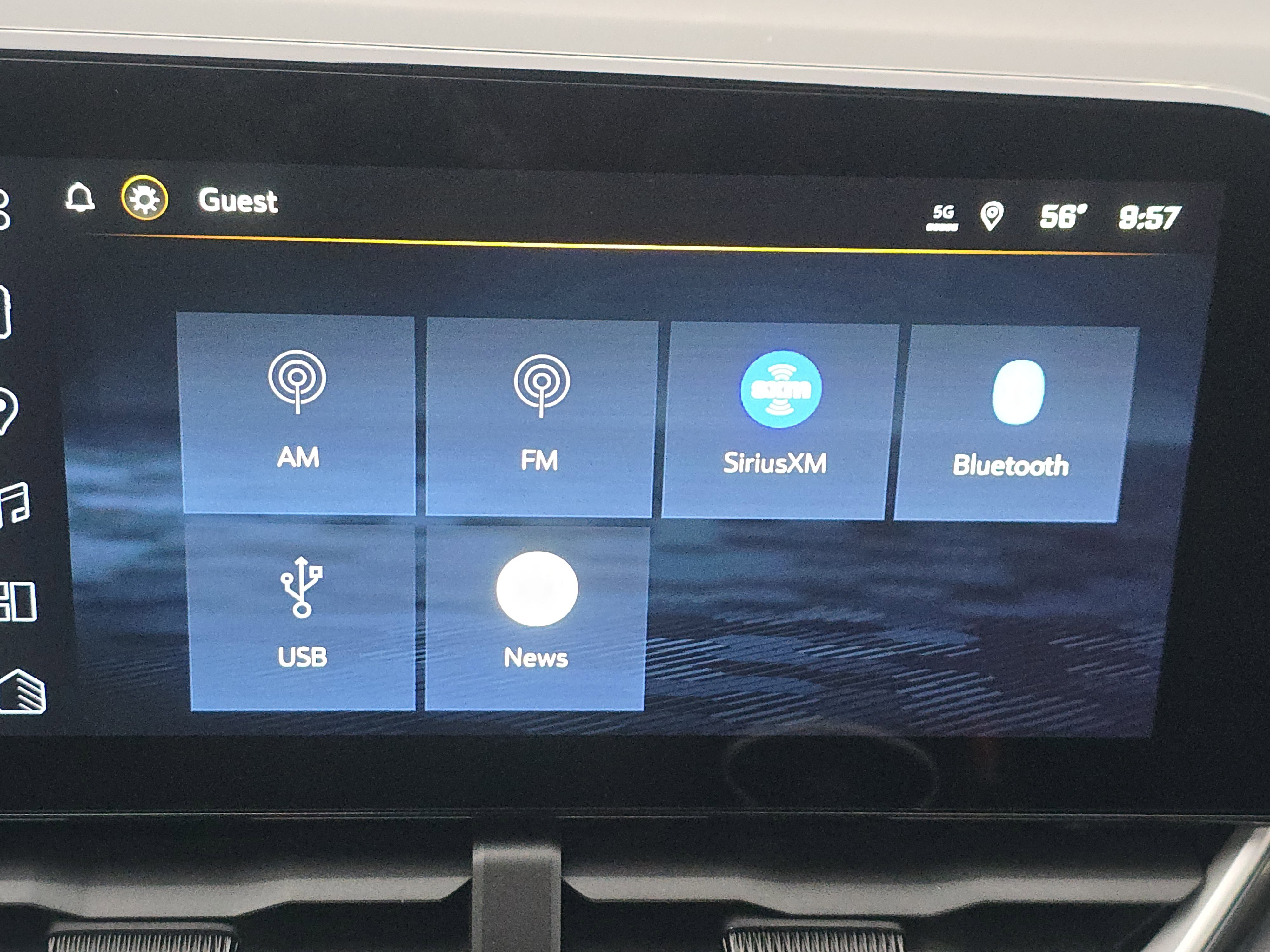 New 2026 Chevrolet Equinox LT image 21