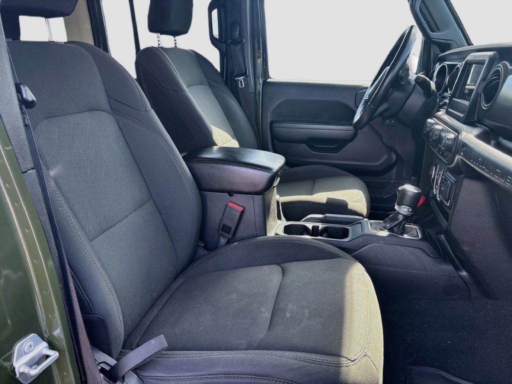 Certified 2022 Jeep Wrangler Unlimited Sport AWD/4WD image 30