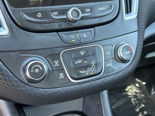 Used 2025 Chevrolet Malibu RS FWD image 26