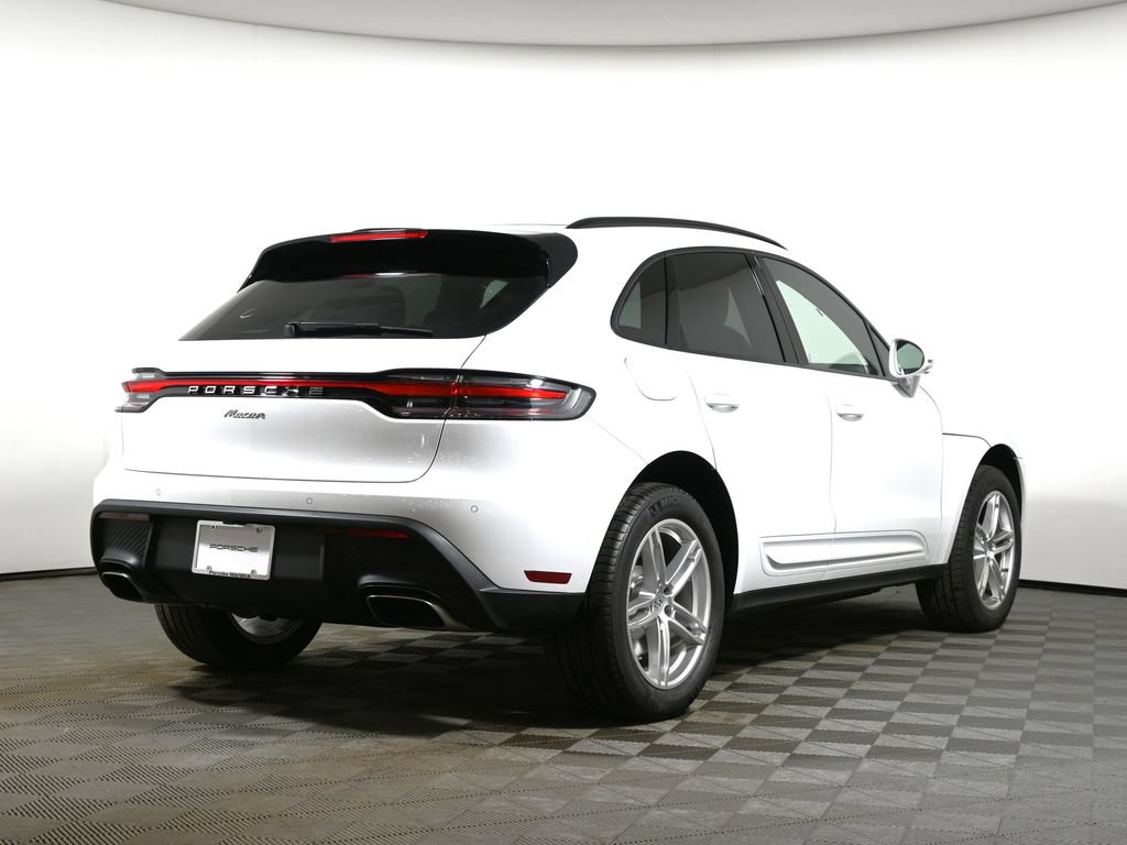 Used 2026 Porsche Macan AWD/4WD image 7