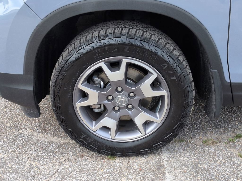 Used 2023 Honda Passport TrailSport image 11