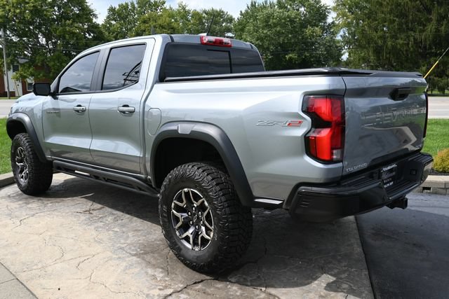 Used 2025 Chevrolet Colorado ZR2 w/ Technology Package AWD/4WD image 7