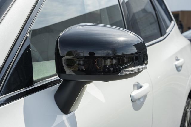 New 2026 Volvo XC60 T8 Ultra w/ Protection Package Premier image 15