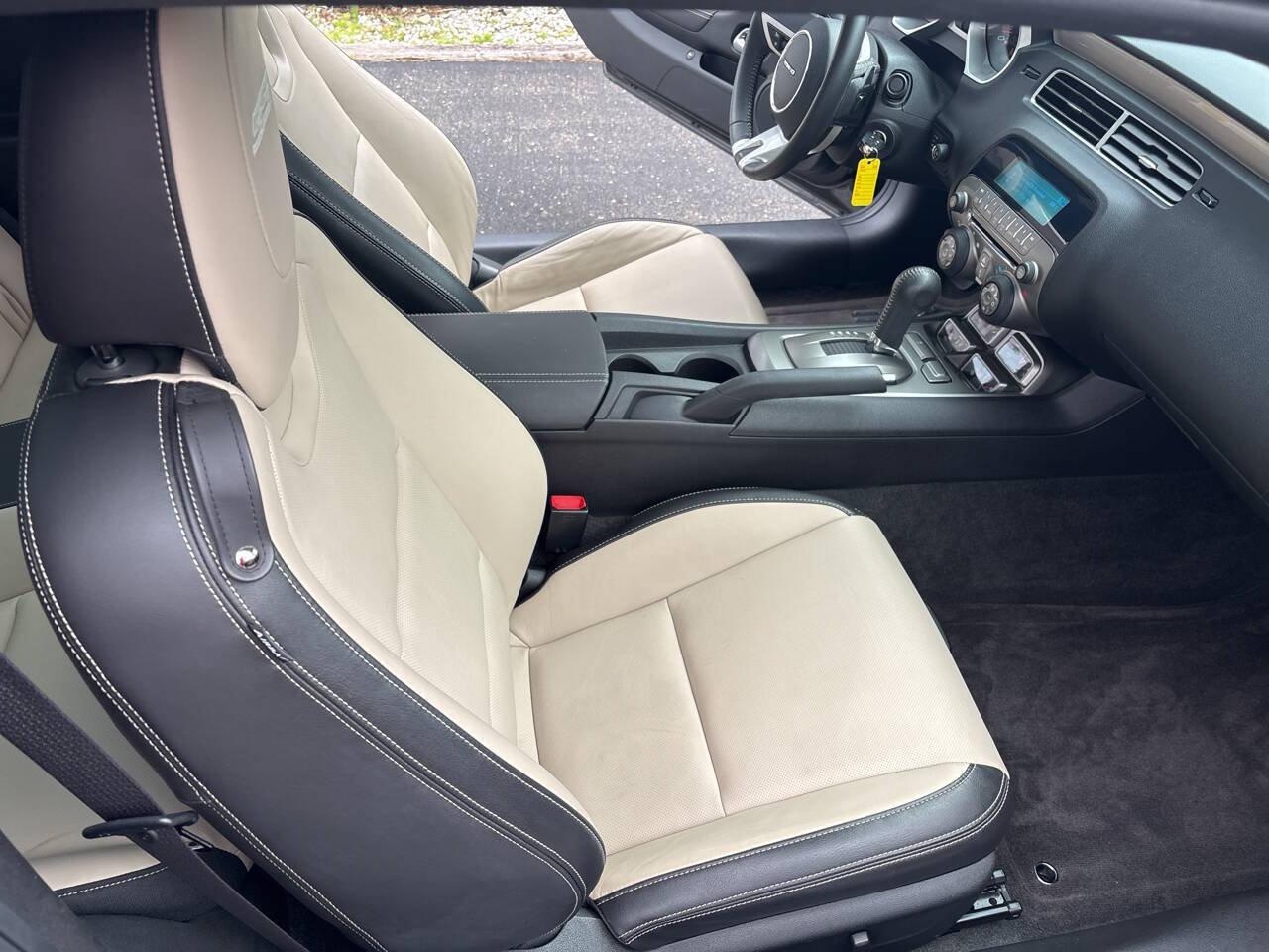 Used 2011 Chevrolet Camaro SS w/ RS Package RWD image 17