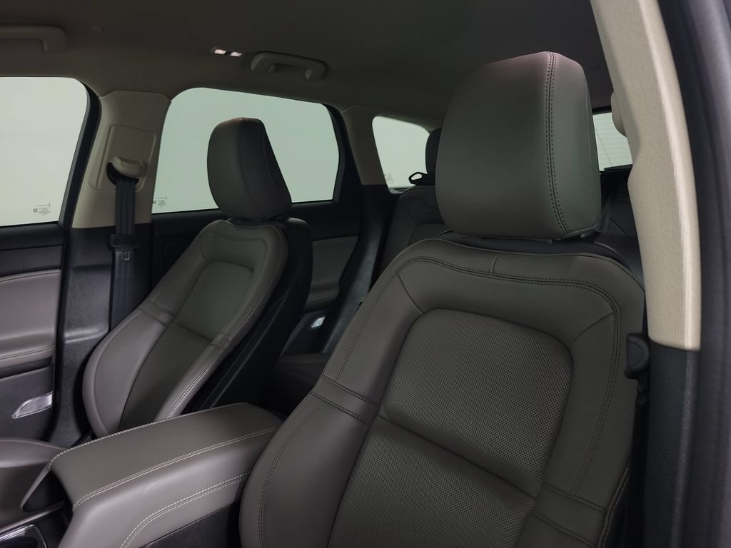 Certified 2023 Lincoln Corsair Reserve FWD image 18