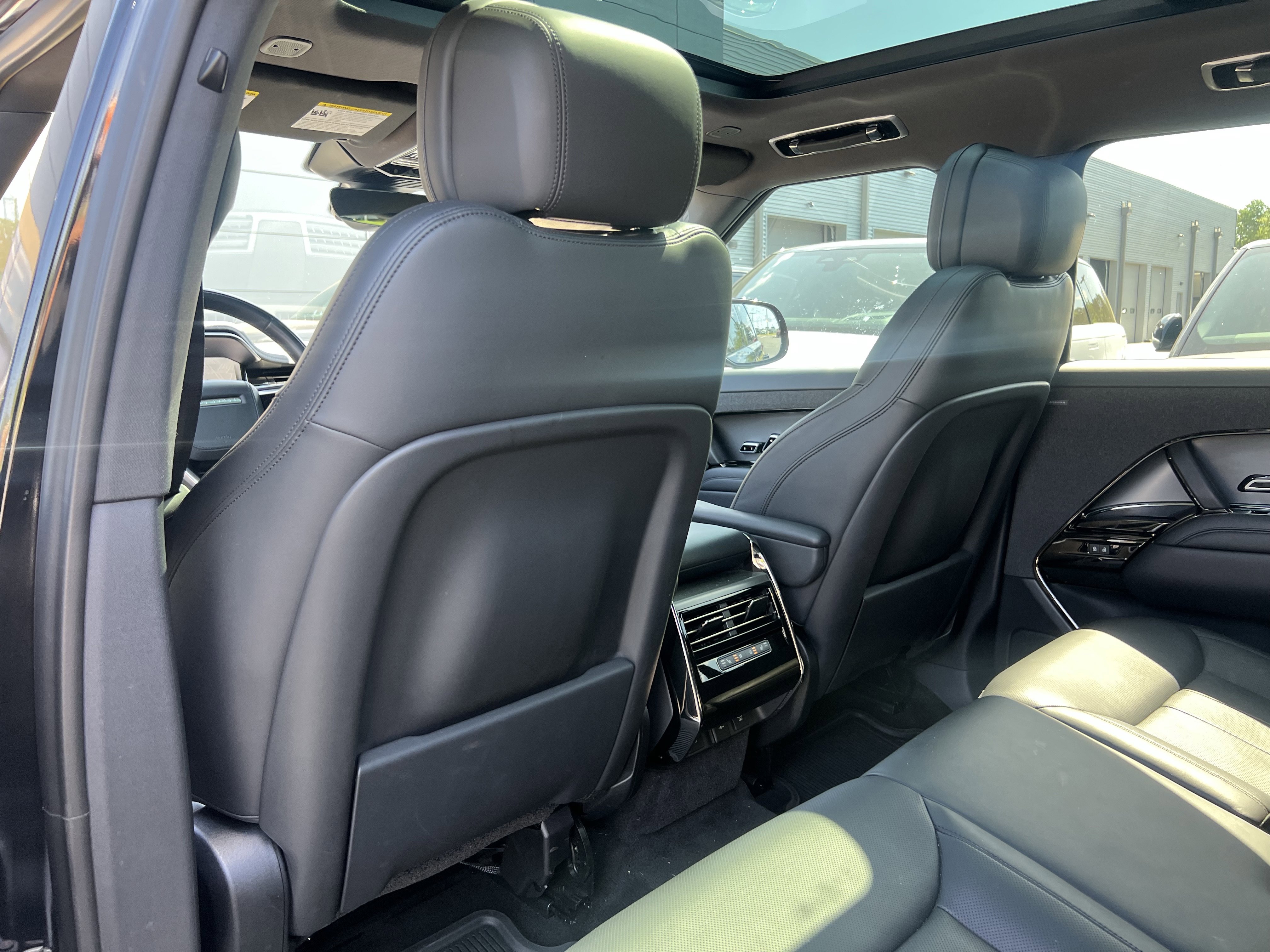 Certified 2024 Land Rover Range Rover Sport SE AWD/4WD image 32