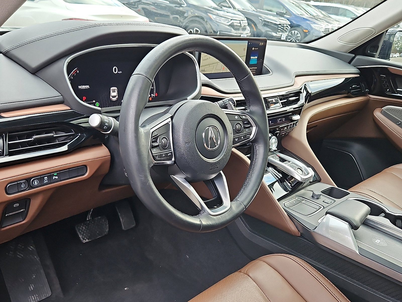 Used 2023 Acura MDX SH-AWD w/ Technology Package image 29