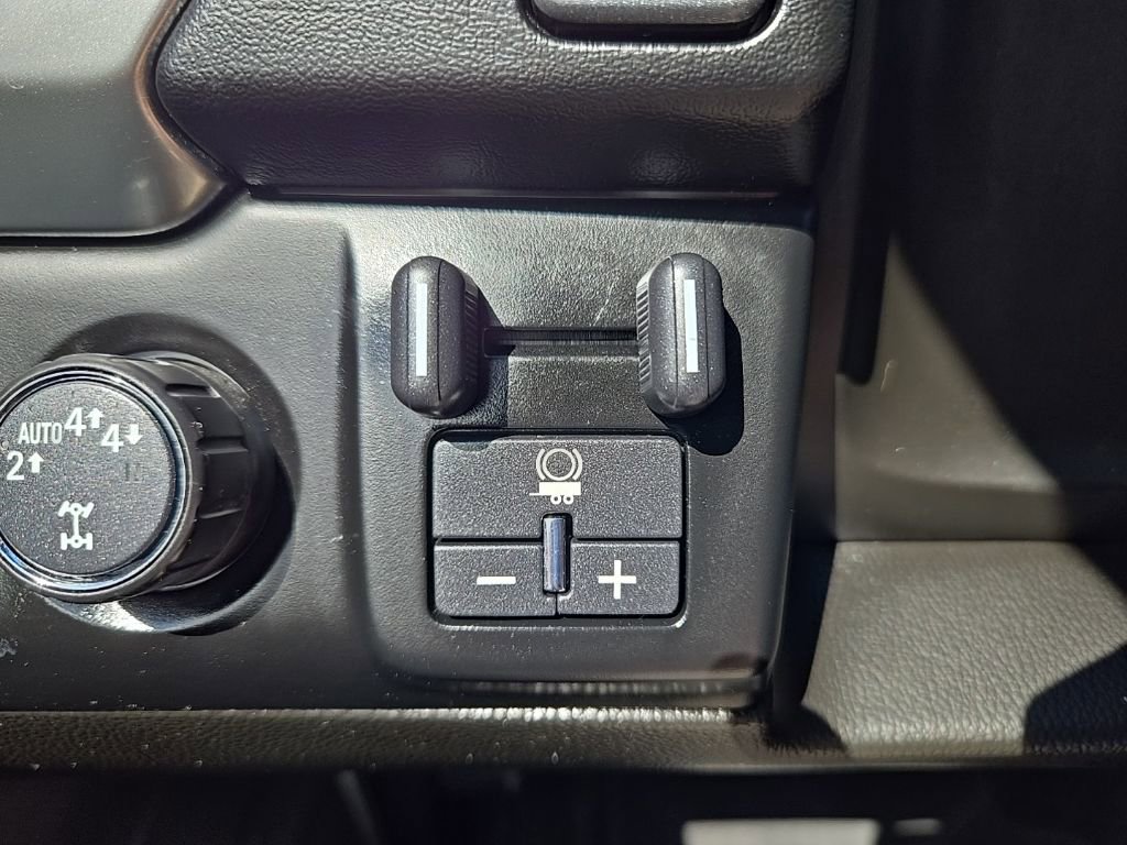 Used 2018 Chevrolet Tahoe Premier image 23