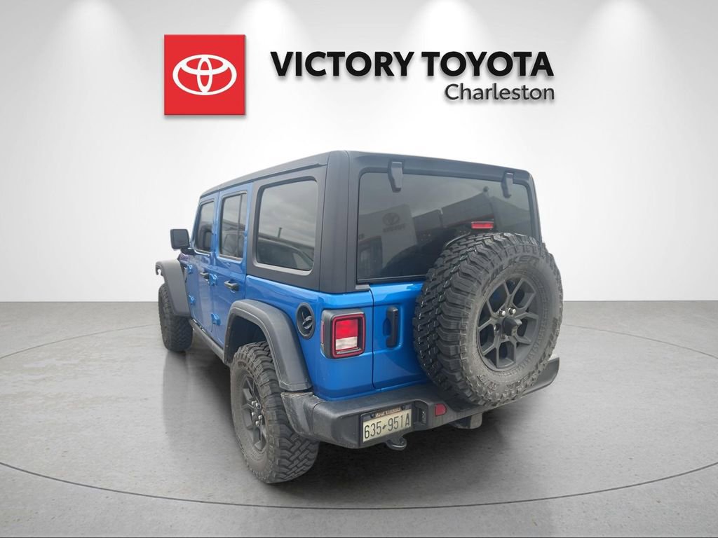 Used 2024 Jeep Wrangler Willys image 5