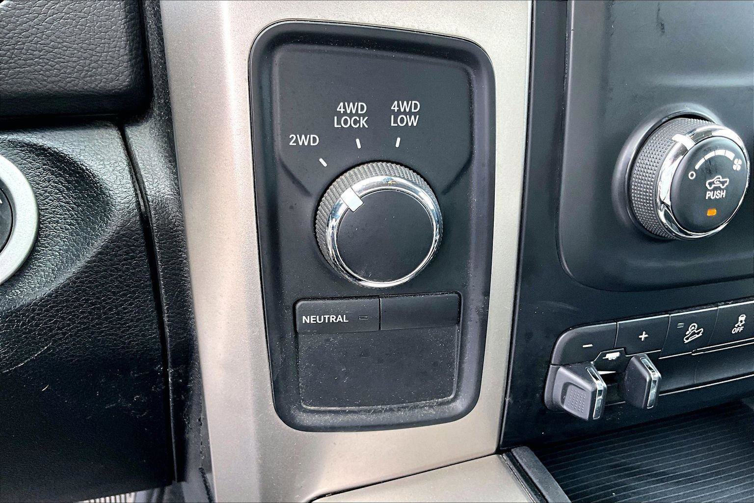 Used 2017 RAM 2500 SLT AWD/4WD image 36