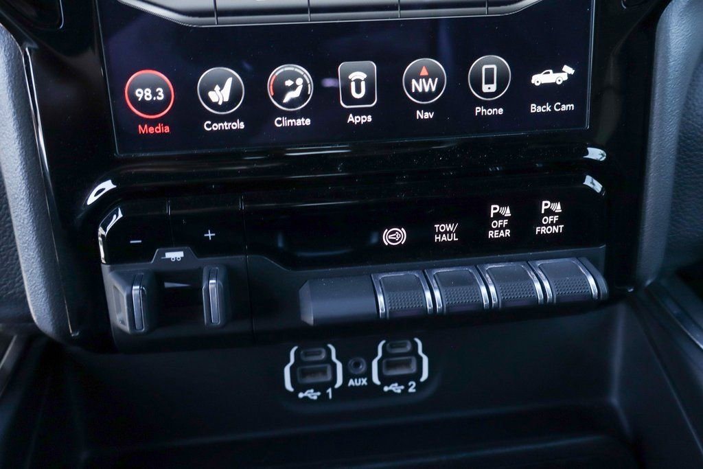 Used 2020 RAM 2500 Laramie w/ Night Edition AWD/4WD image 38