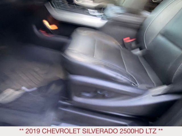 Used 2019 Chevrolet Silverado 2500 LTZ w/ Duramax Plus Package image 16