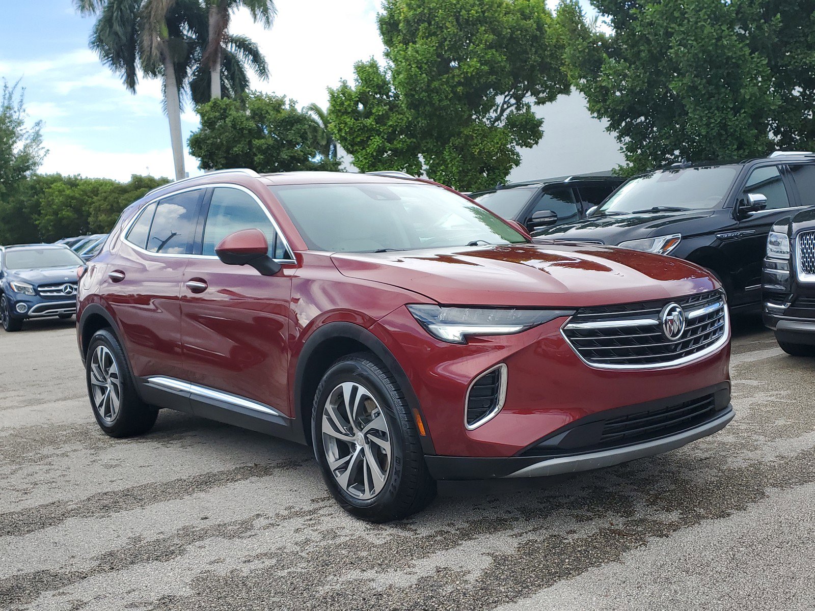 Used 2021 Buick Envision Essence w/ Technology Package I image 27