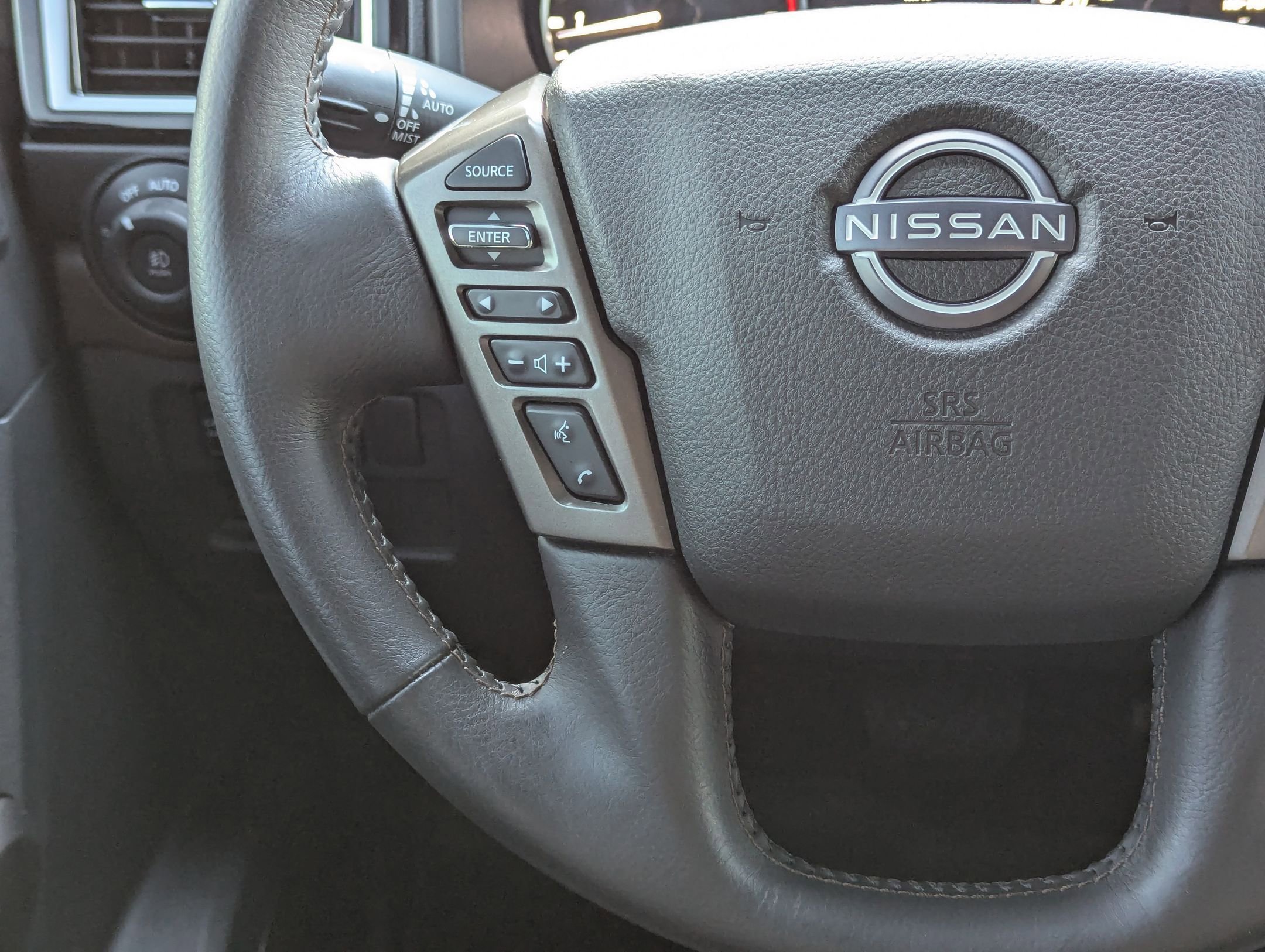 Used 2023 Nissan Titan Platinum Reserve w/ Moonroof Package image 21